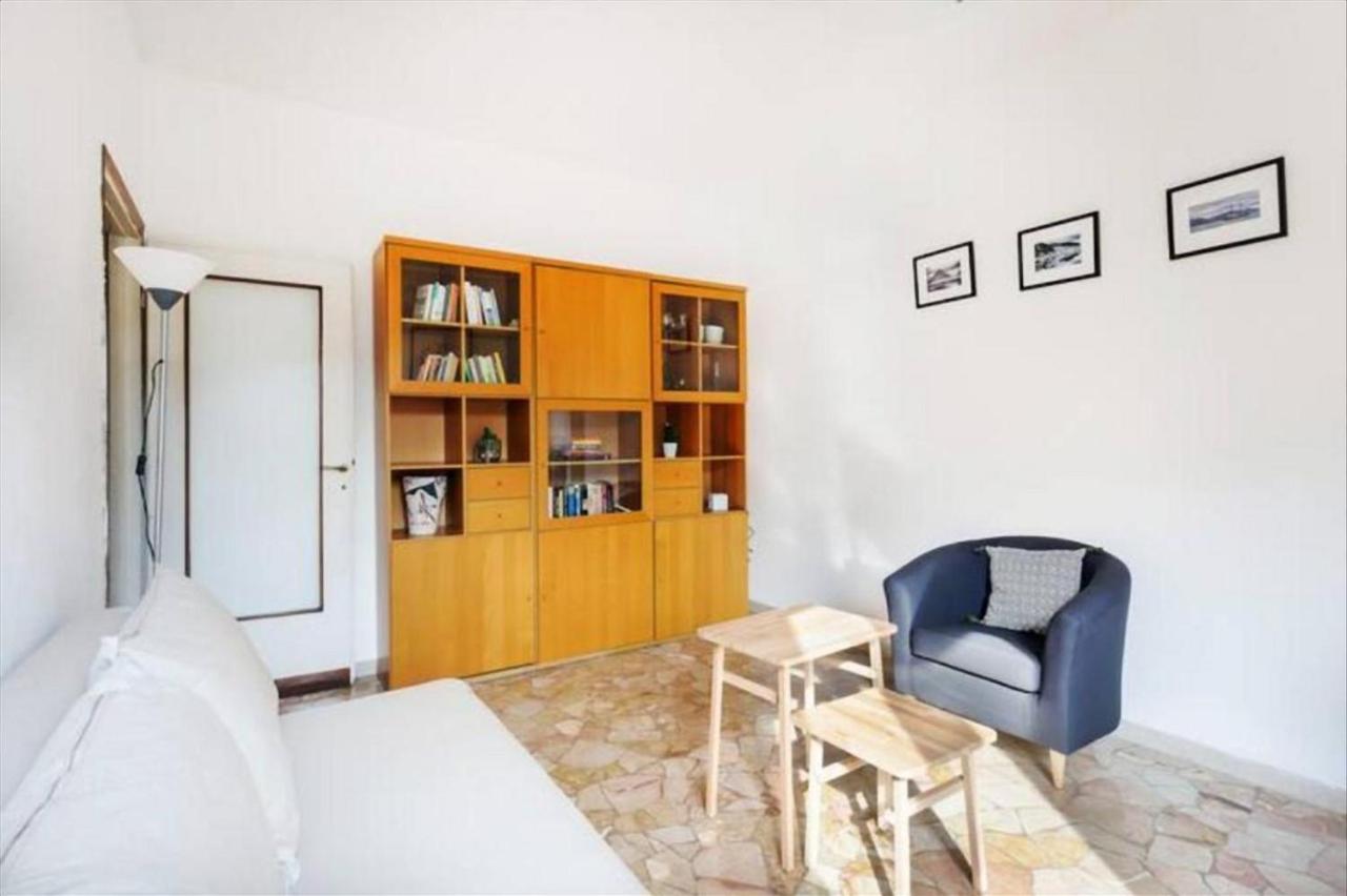 Porta Romana Comfortable Flat Con Balcone Milão Exterior foto